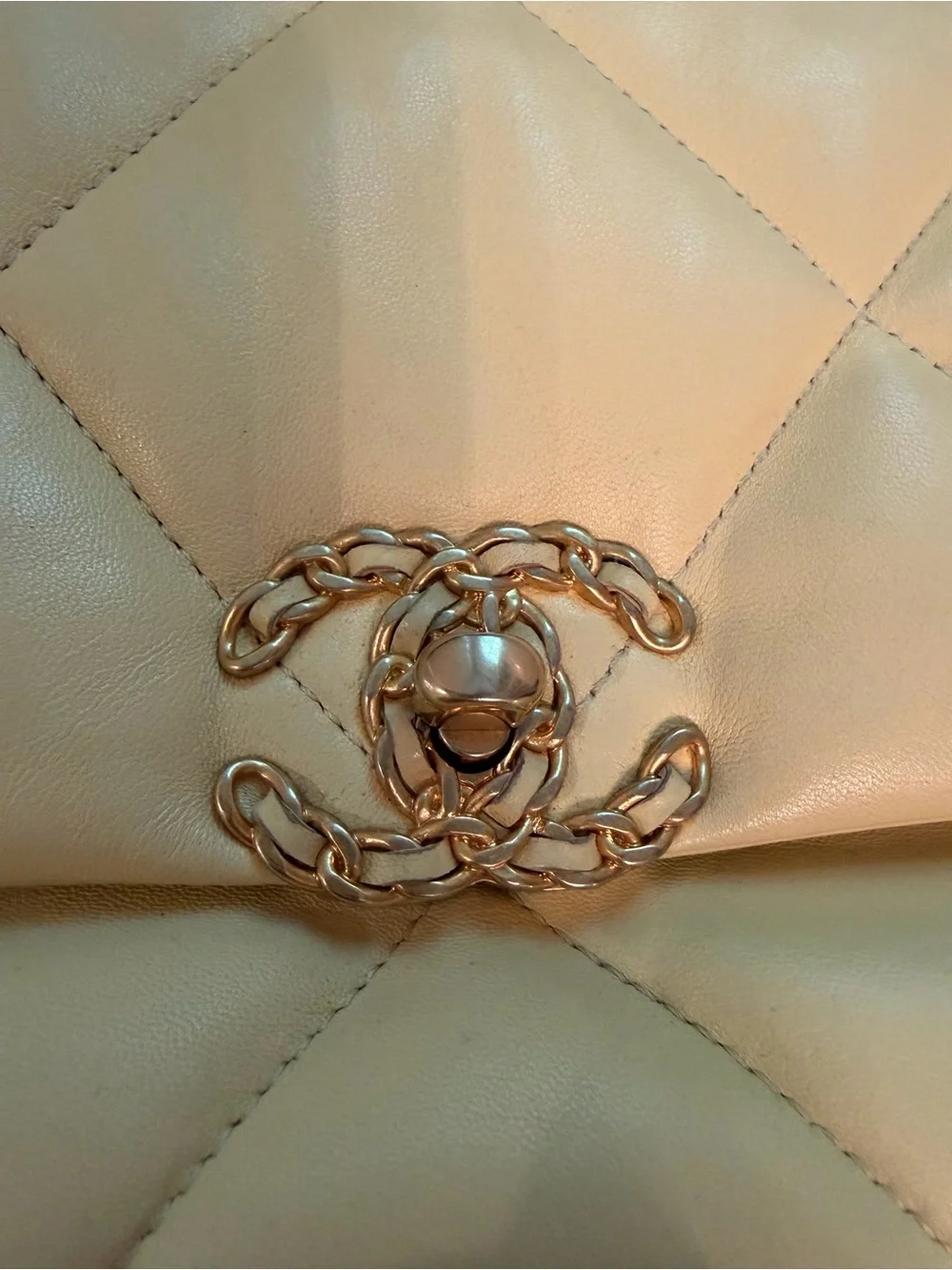 CHANEL 19 Lambskin Shoulder Bag with two tone Chain